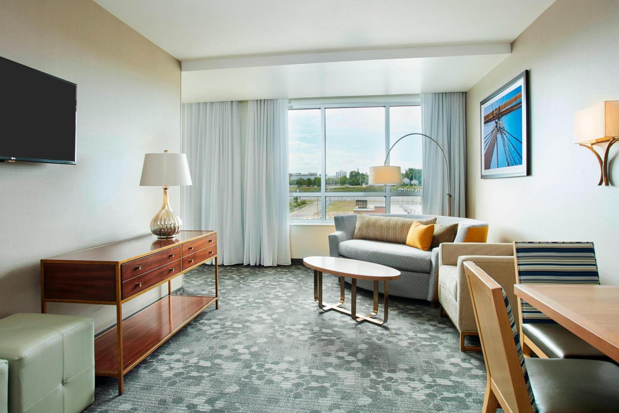 Courtyard By Marriott Erie Bayfront Hotell Eksteriør bilde