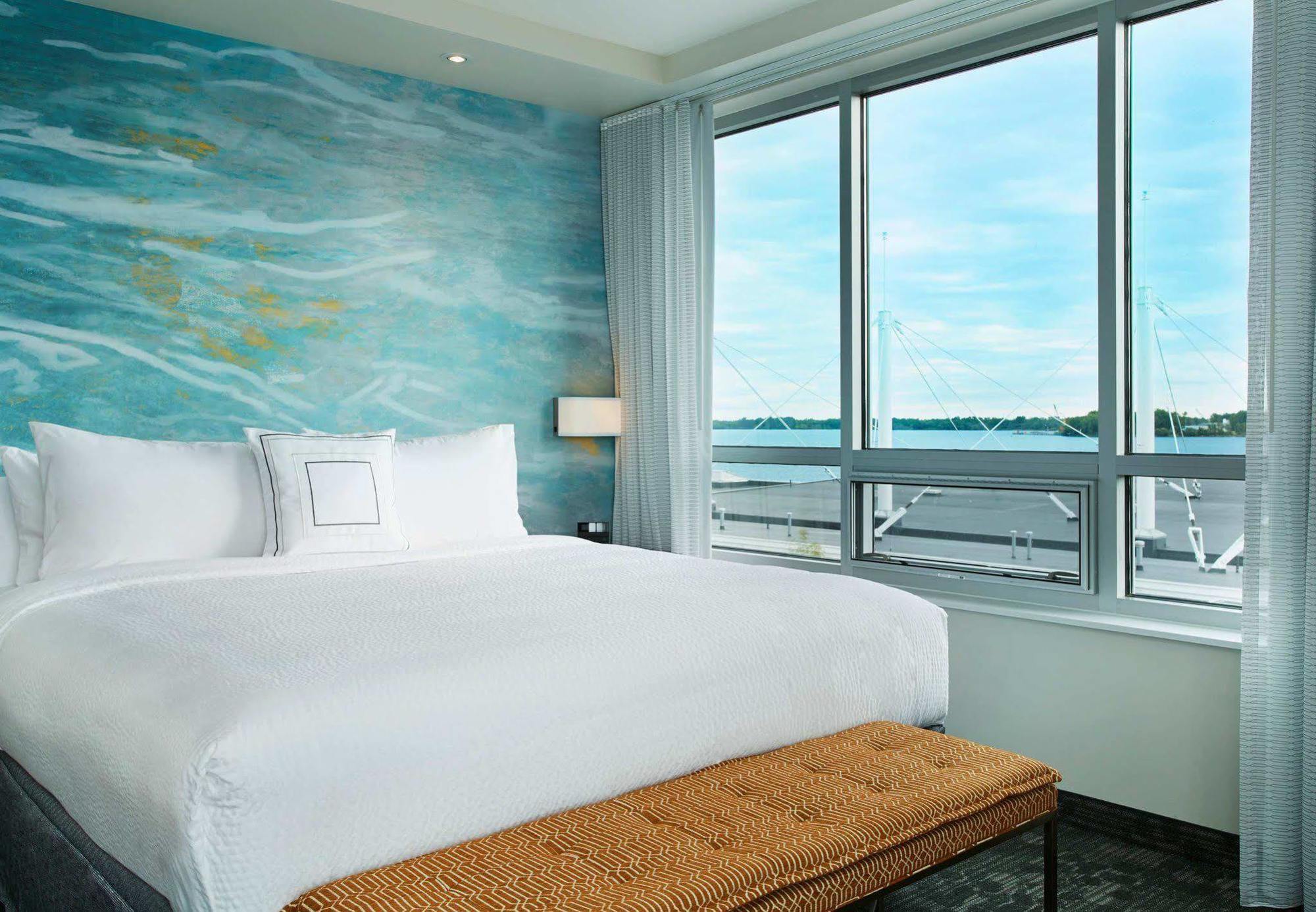 Courtyard By Marriott Erie Bayfront Hotell Eksteriør bilde